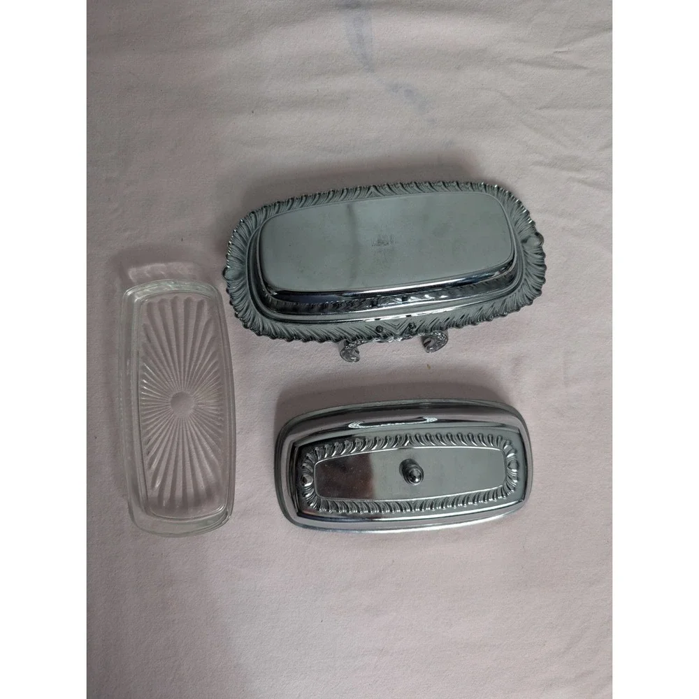 Irvinware covered butter dish‎ with glass tray and knife holder USA silver color